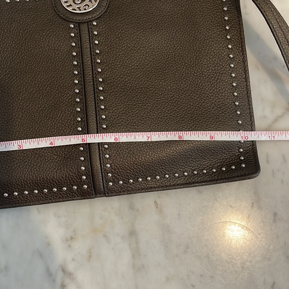 Brighton clutch with crossbody strap - Picture 5 of 6